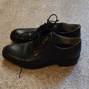 Johnston & Murphy Black Leather Oxfords